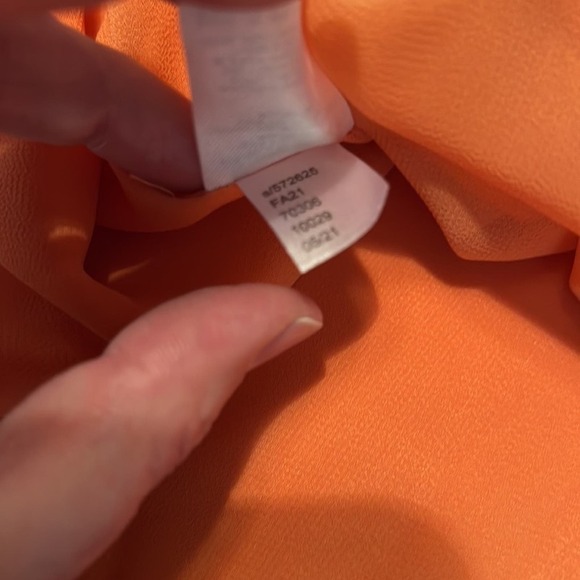 Ann Taylor orange spaghetti string lined shell medium - Picture 5 of 7